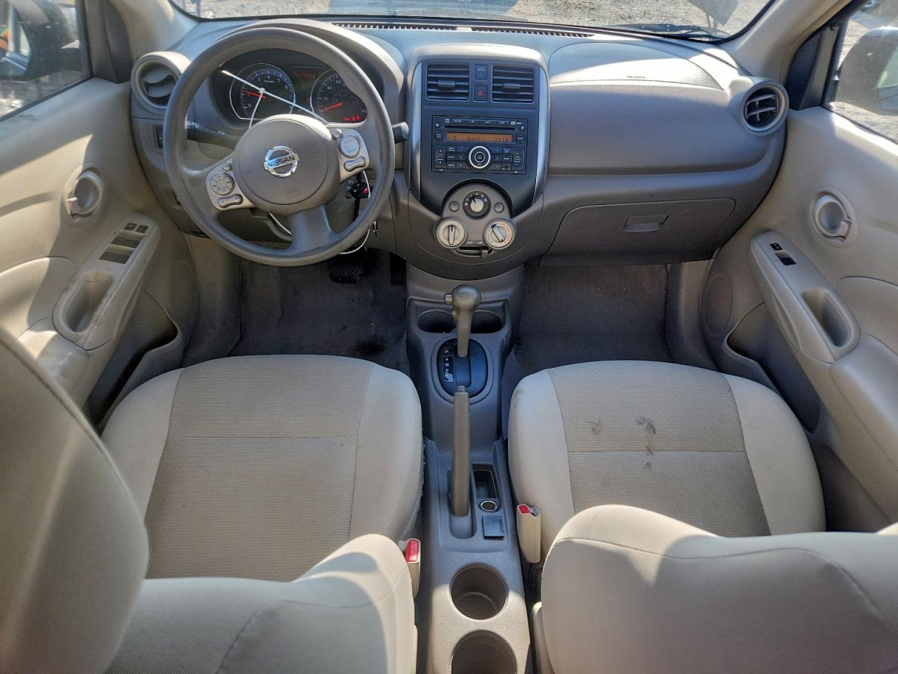 2012 NISSAN VERSA S photo 8