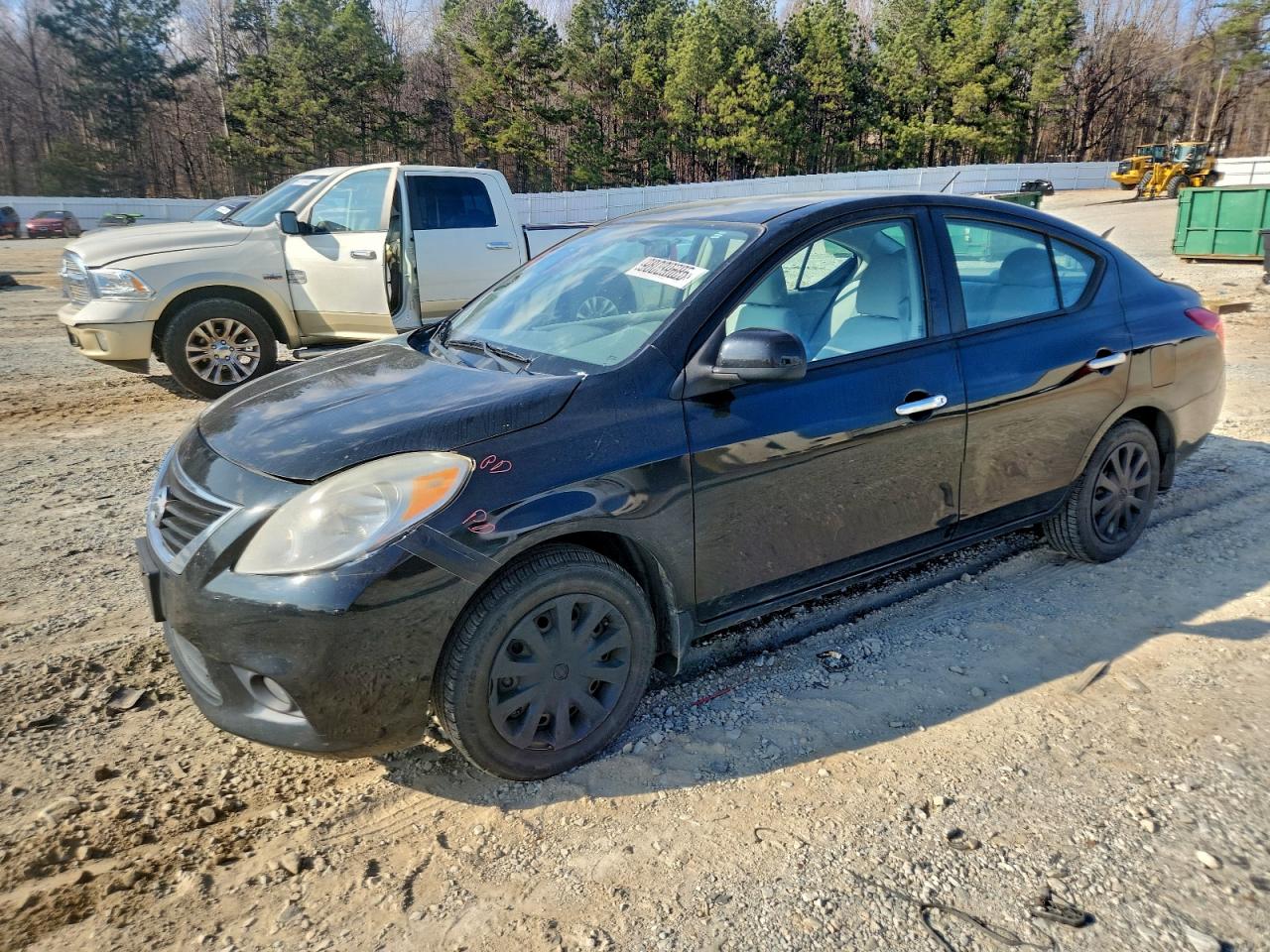 2012 NISSAN VERSA