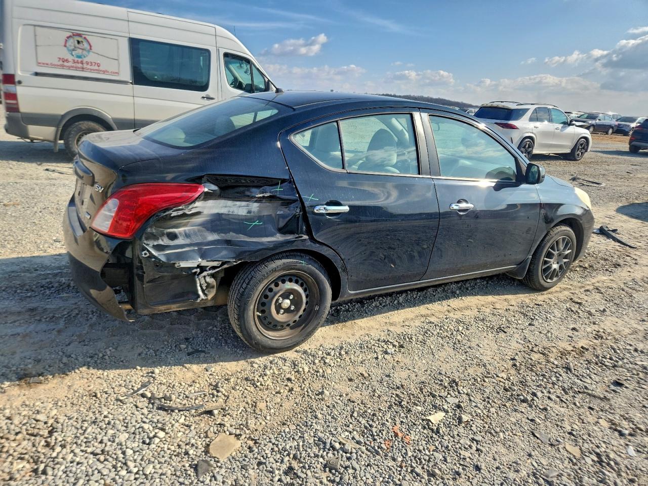 2012 NISSAN VERSA S photo 3
