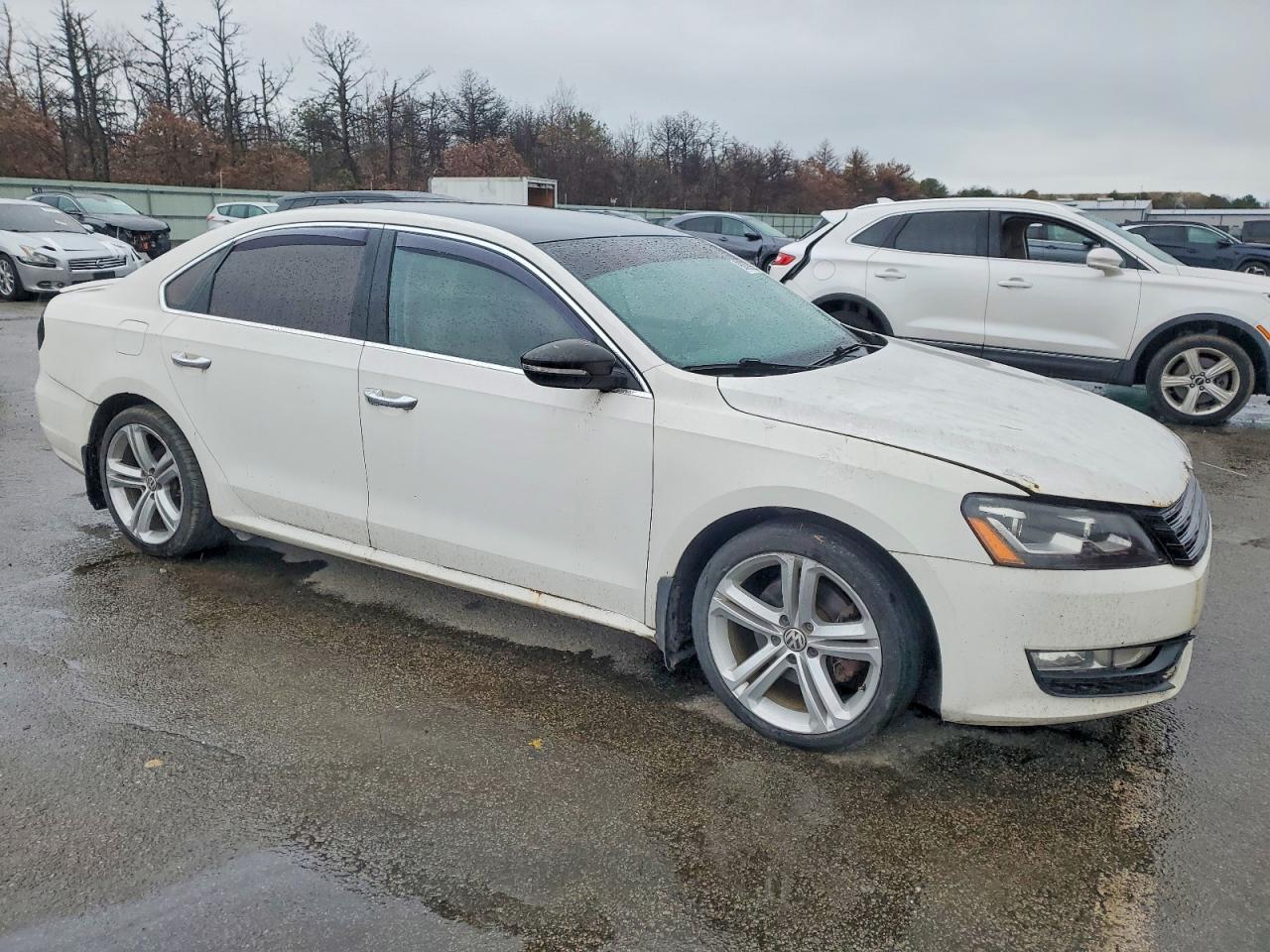 2012 VOLKSWAGEN PASSAT SE photo 4