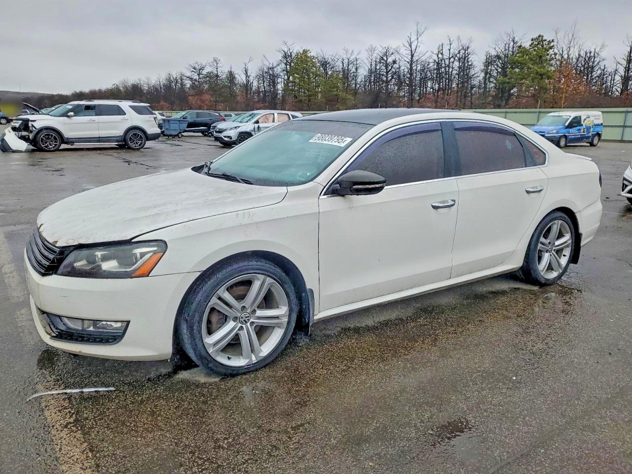 2012 VOLKSWAGEN PASSAT