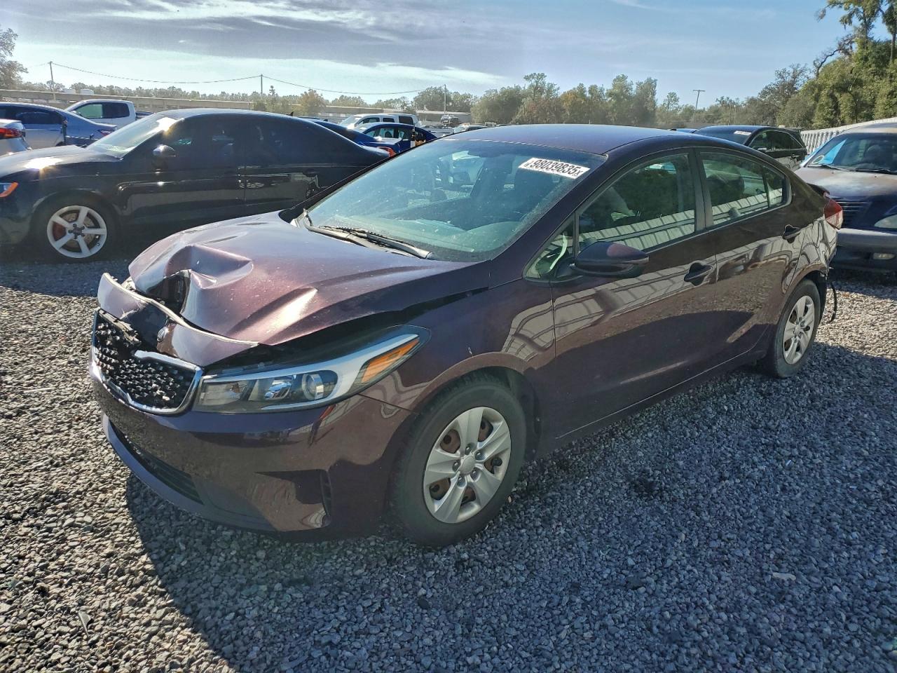 2017 KIA FORTE LX — FRONT END damage — photo 1