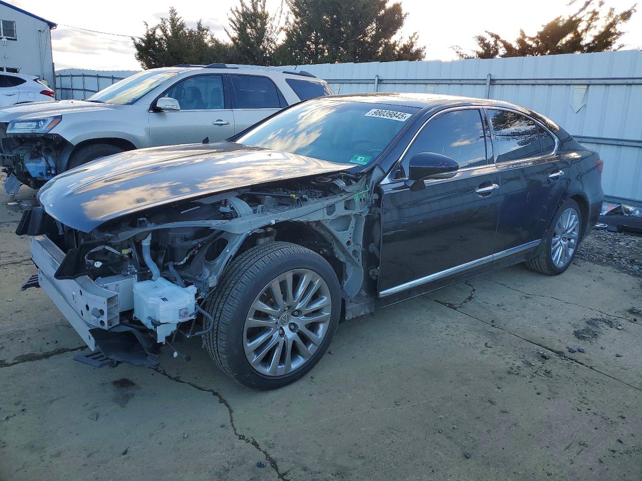 2013 LEXUS LS