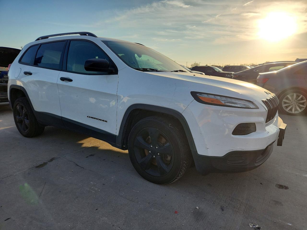2017 JEEP CHEROKEE SPORT photo 4