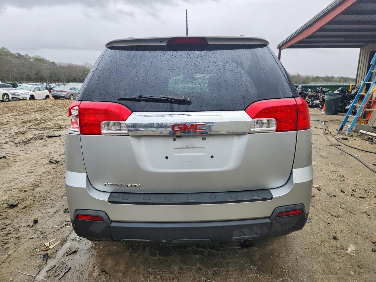 2013 GMC TERRAIN SLT photo 6