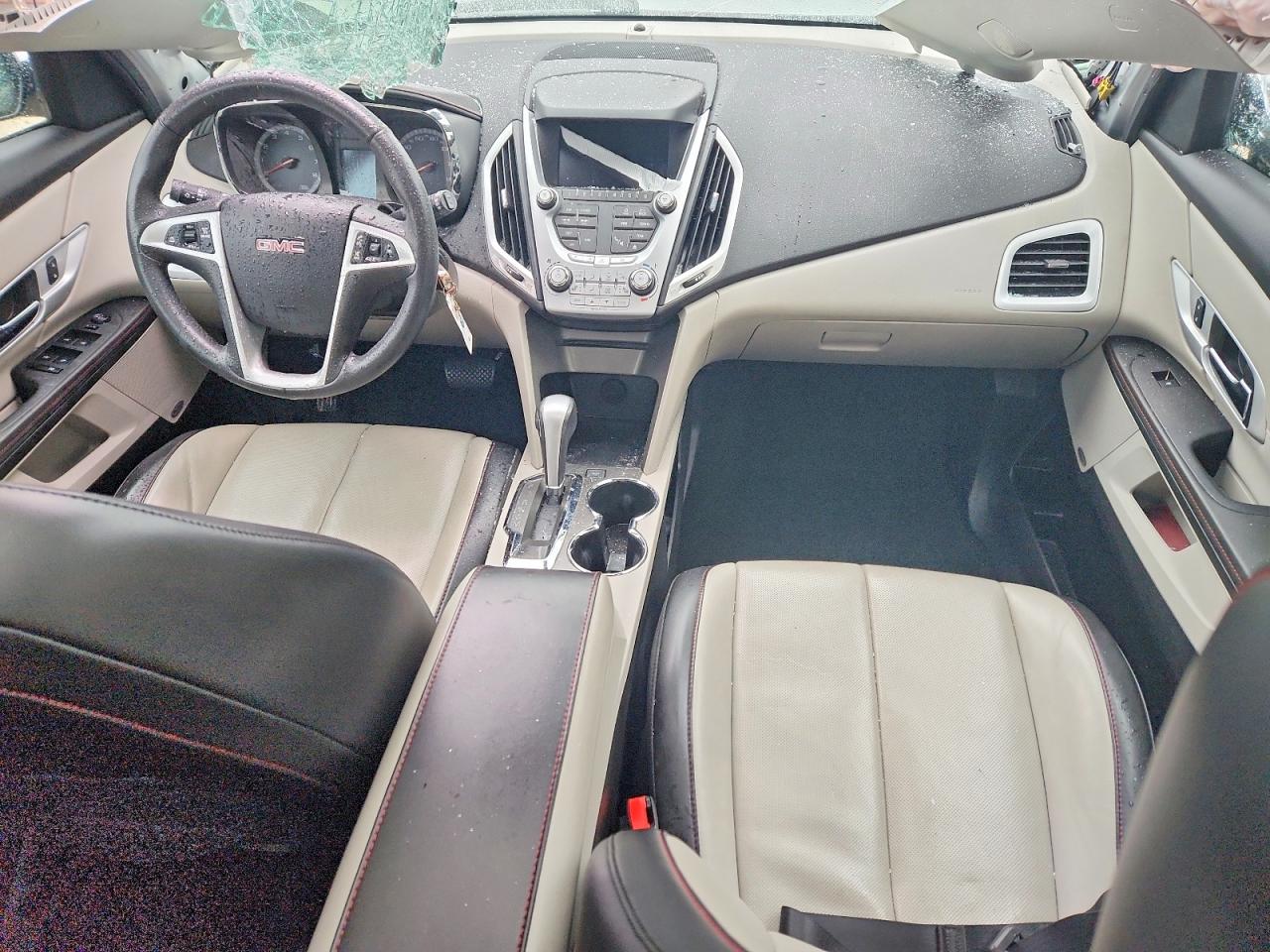 2013 GMC TERRAIN SLT photo 8
