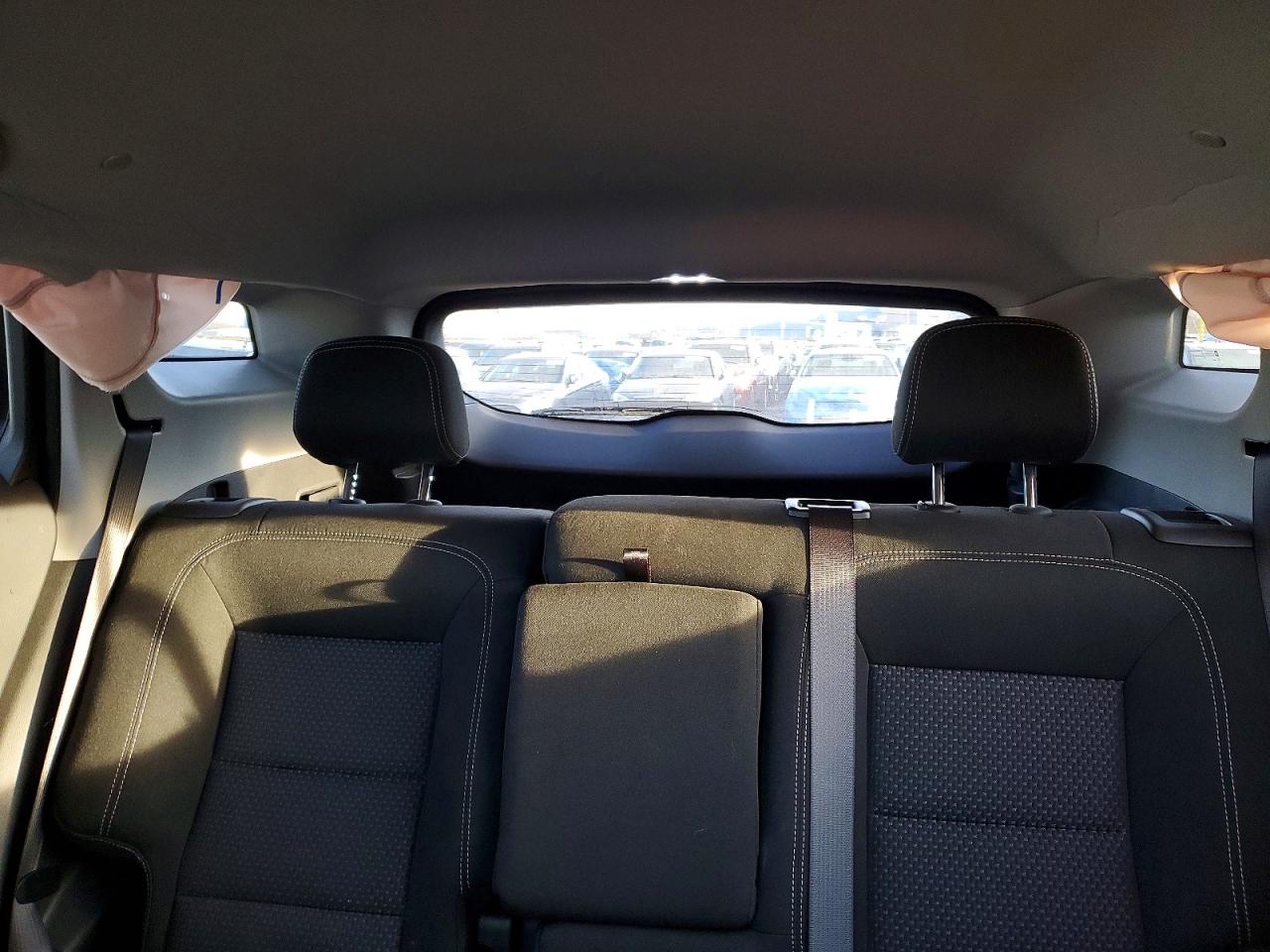 2024 GMC TERRAIN SLE photo 10