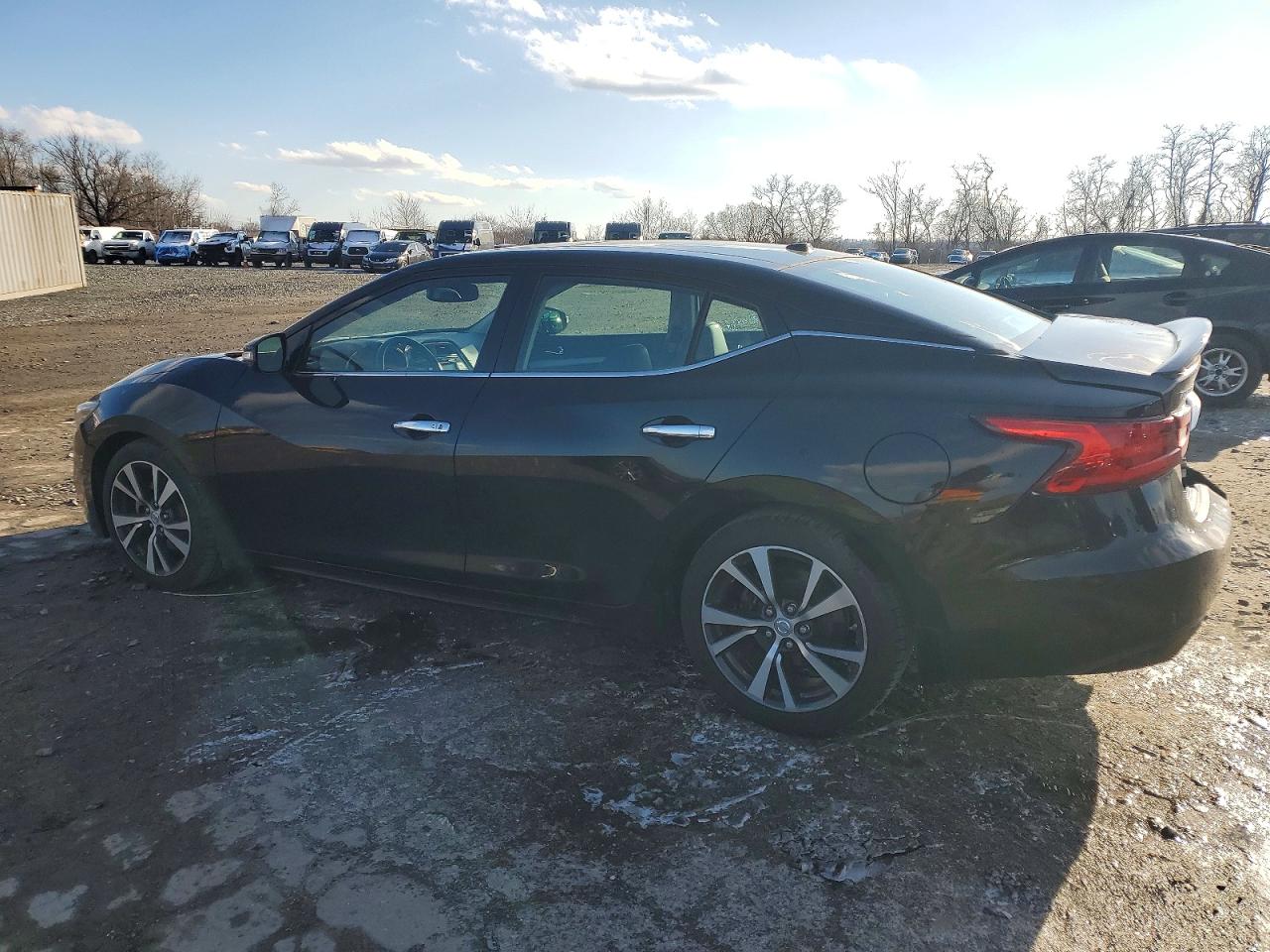 2017 NISSAN MAXIMA 3.5S photo 2