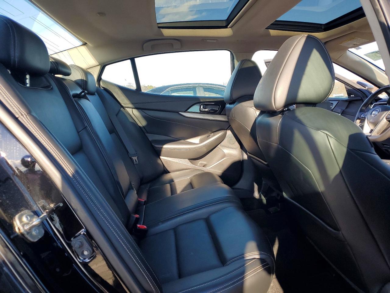 2017 NISSAN MAXIMA 3.5S photo 10