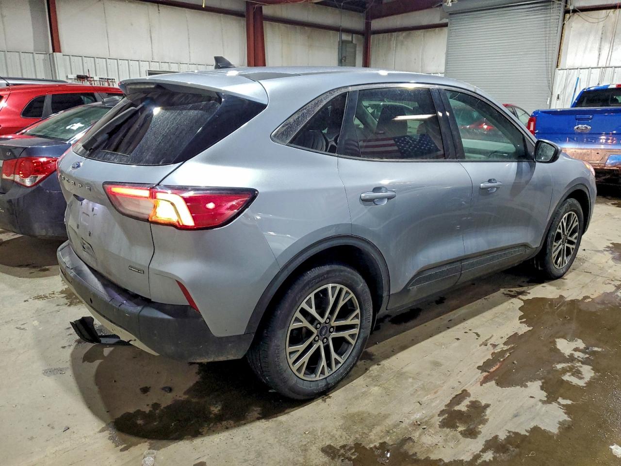 2022 FORD ESCAPE SEL photo 3