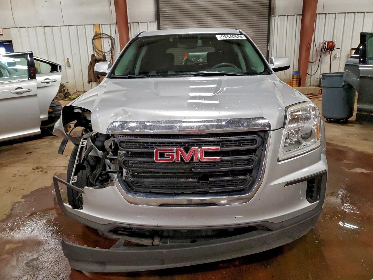 2017 GMC TERRAIN SLE photo 9
