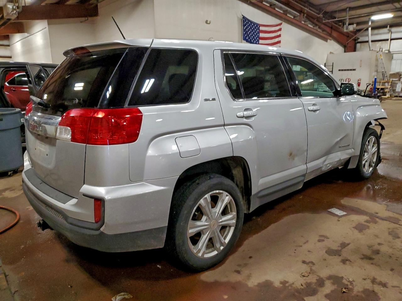 2017 GMC TERRAIN SLE photo 5