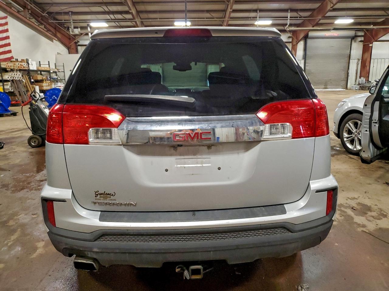 2017 GMC TERRAIN SLE photo 11