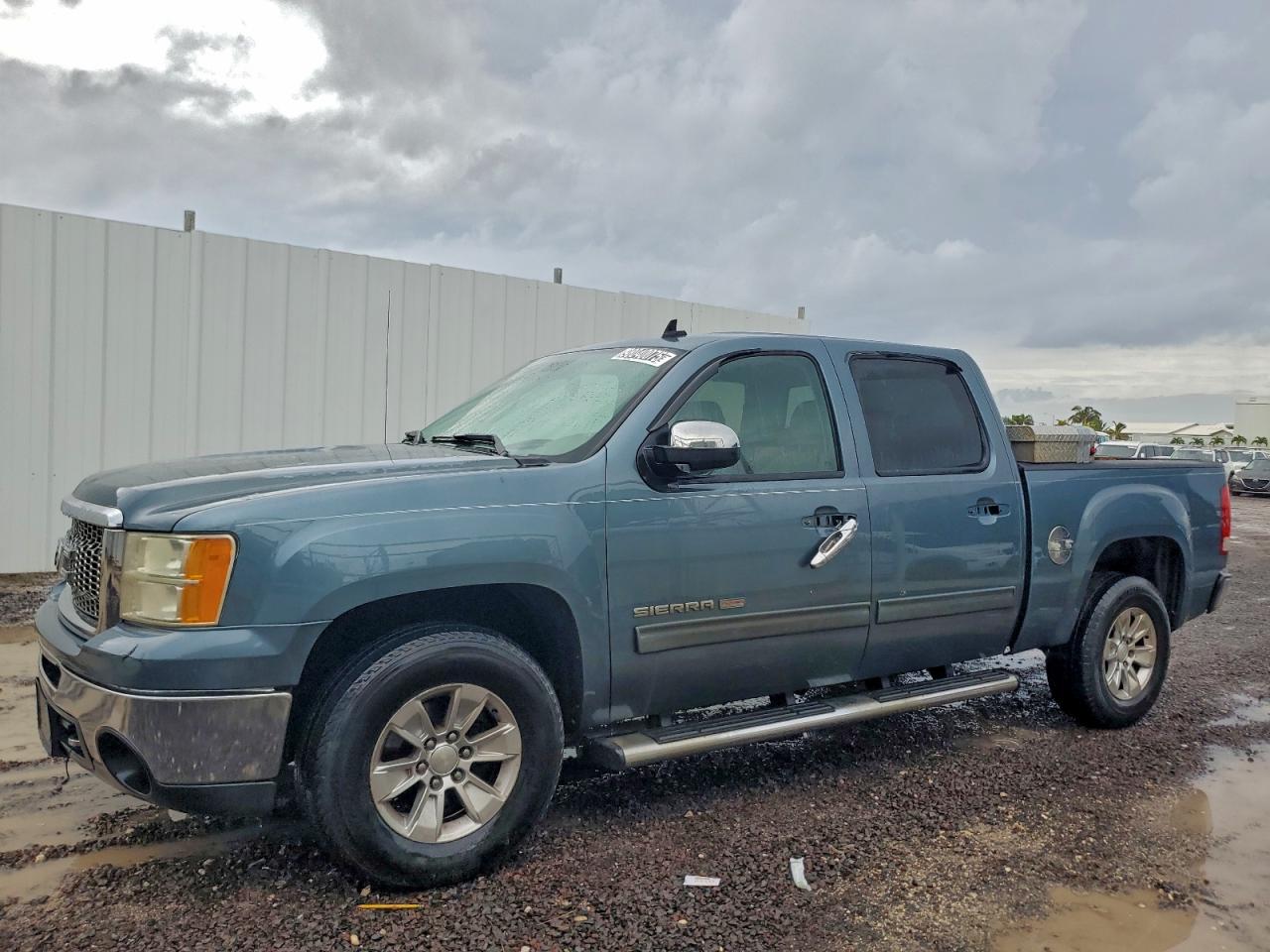 2011 GMC SIERRA