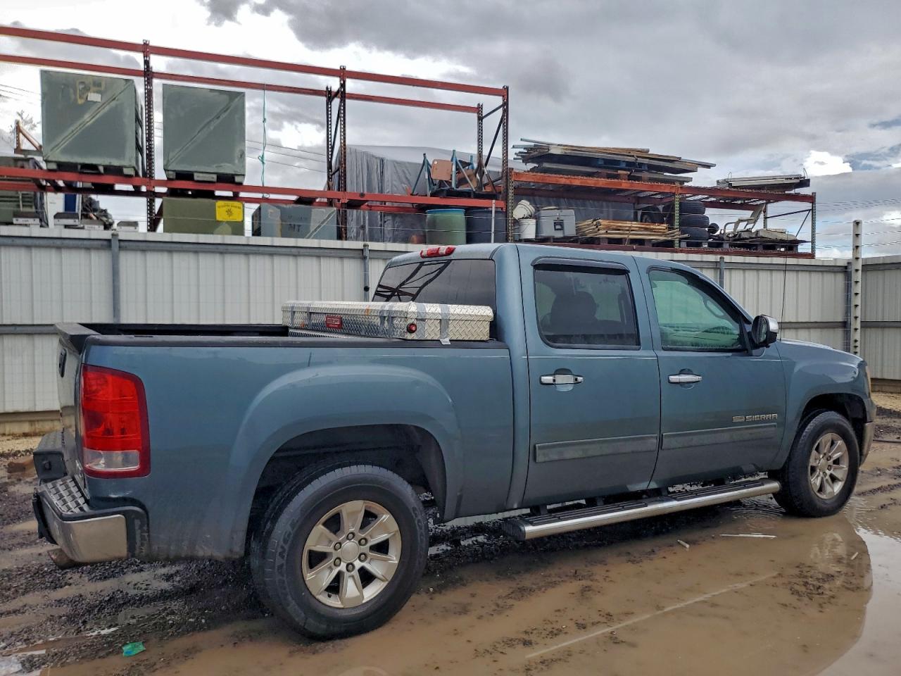 2011 GMC SIERRA C1500 SLE photo 3