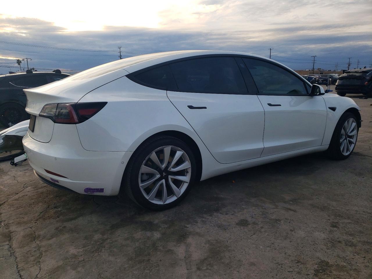 2019 TESLA MODEL 3 photo 3