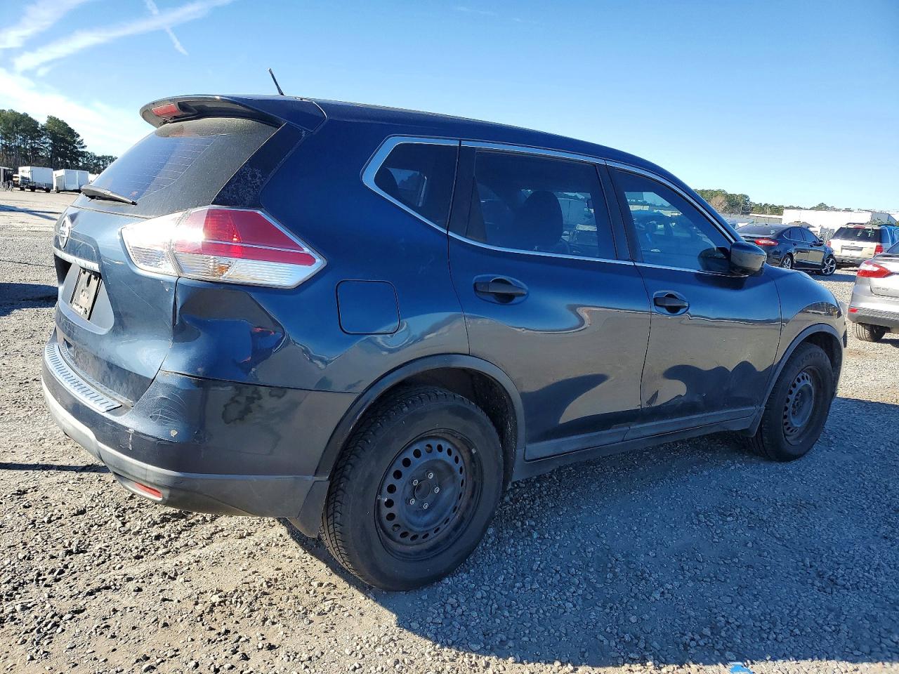 2016 NISSAN ROGUE S photo 5