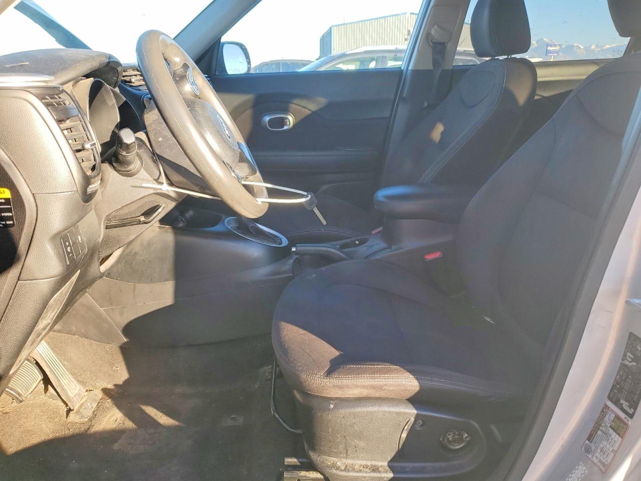 2016 KIA SOUL photo 13