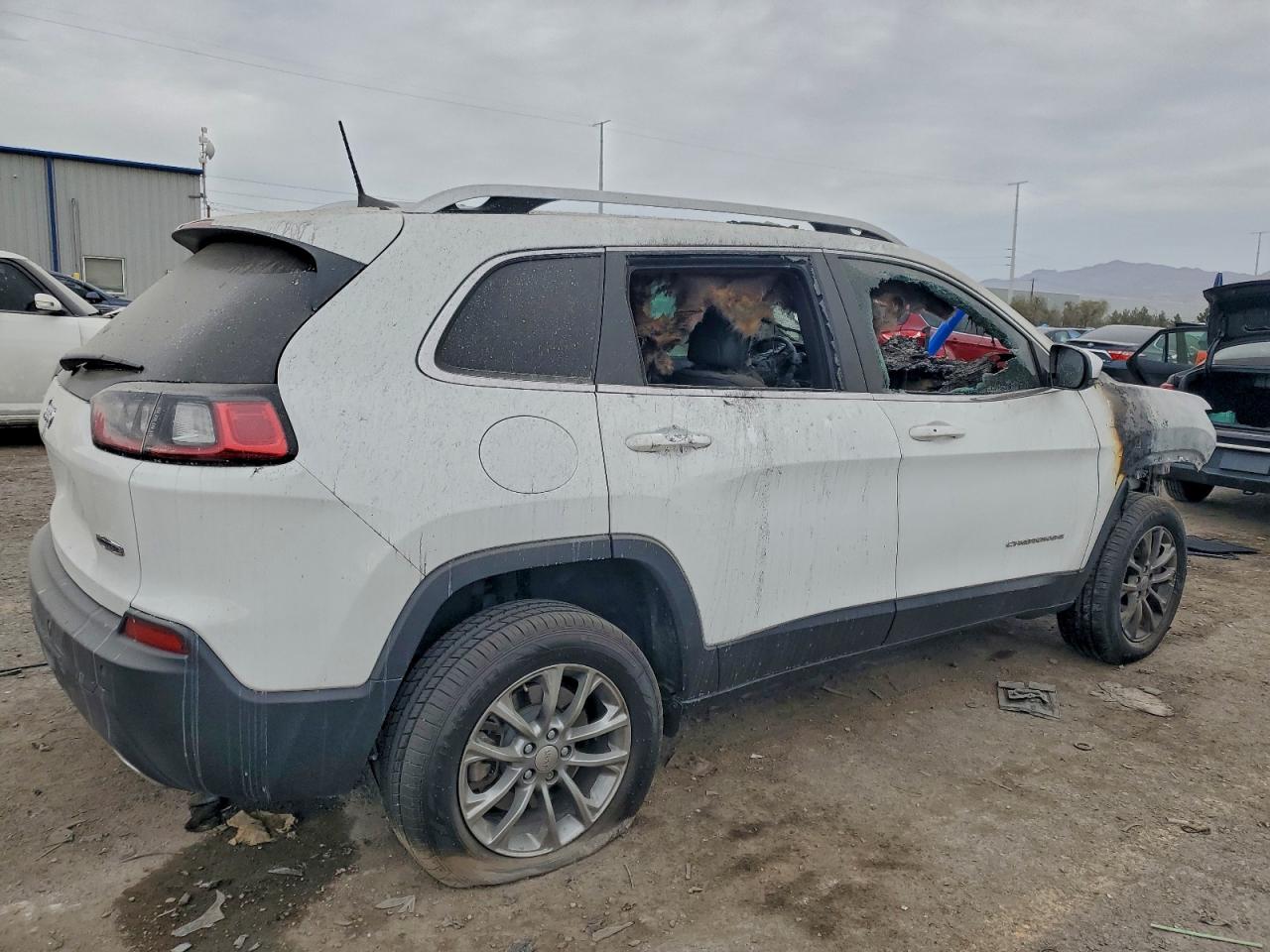 2019 JEEP CHEROKEE LATITUDE PLUS photo 3