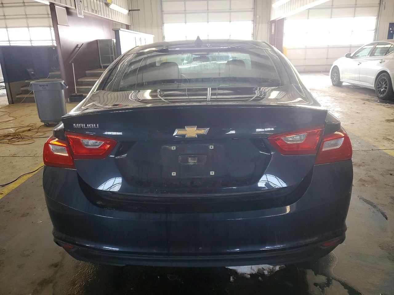 2017 CHEVROLET MALIBU LS photo 6