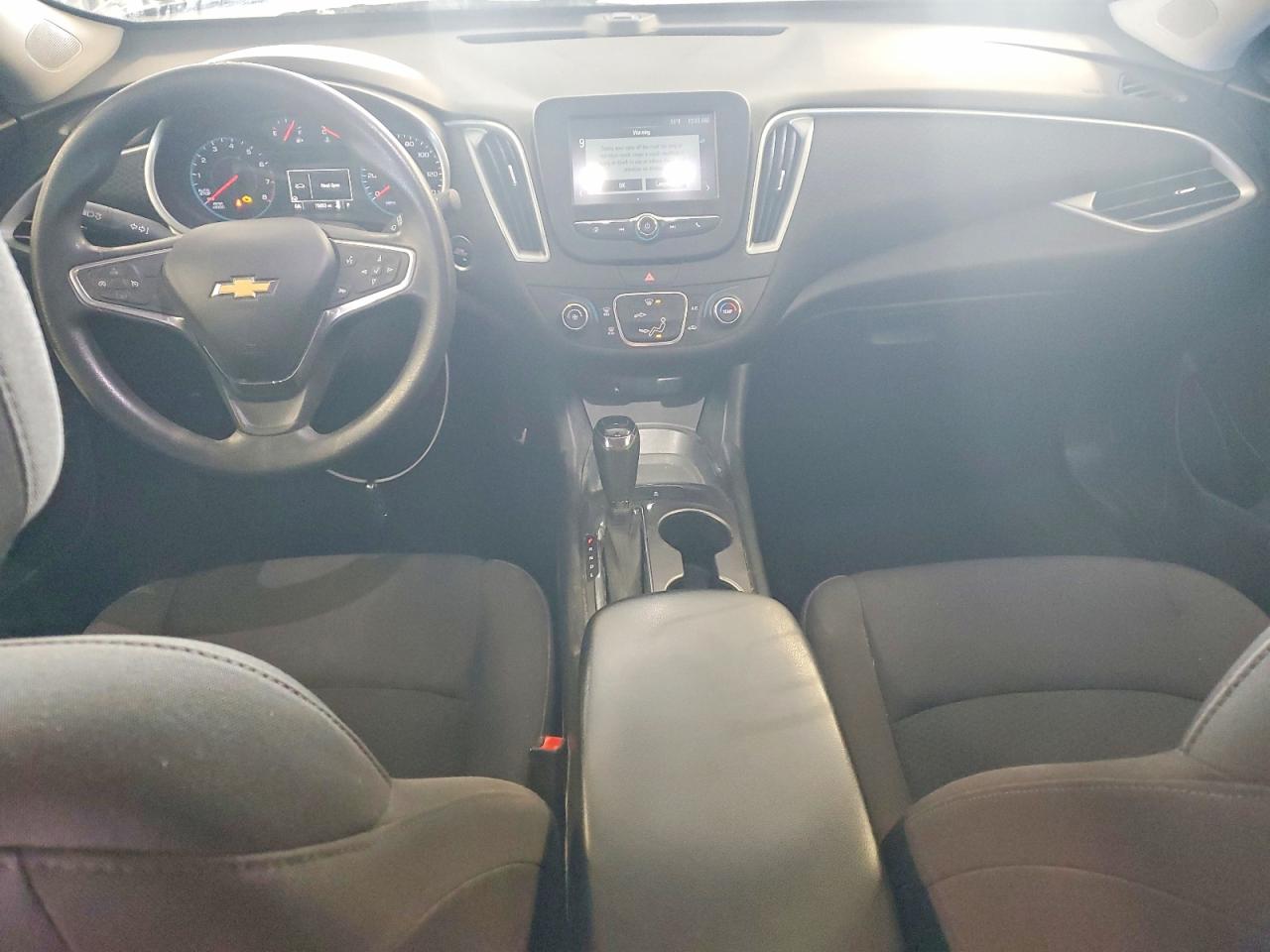 2017 CHEVROLET MALIBU LS photo 8