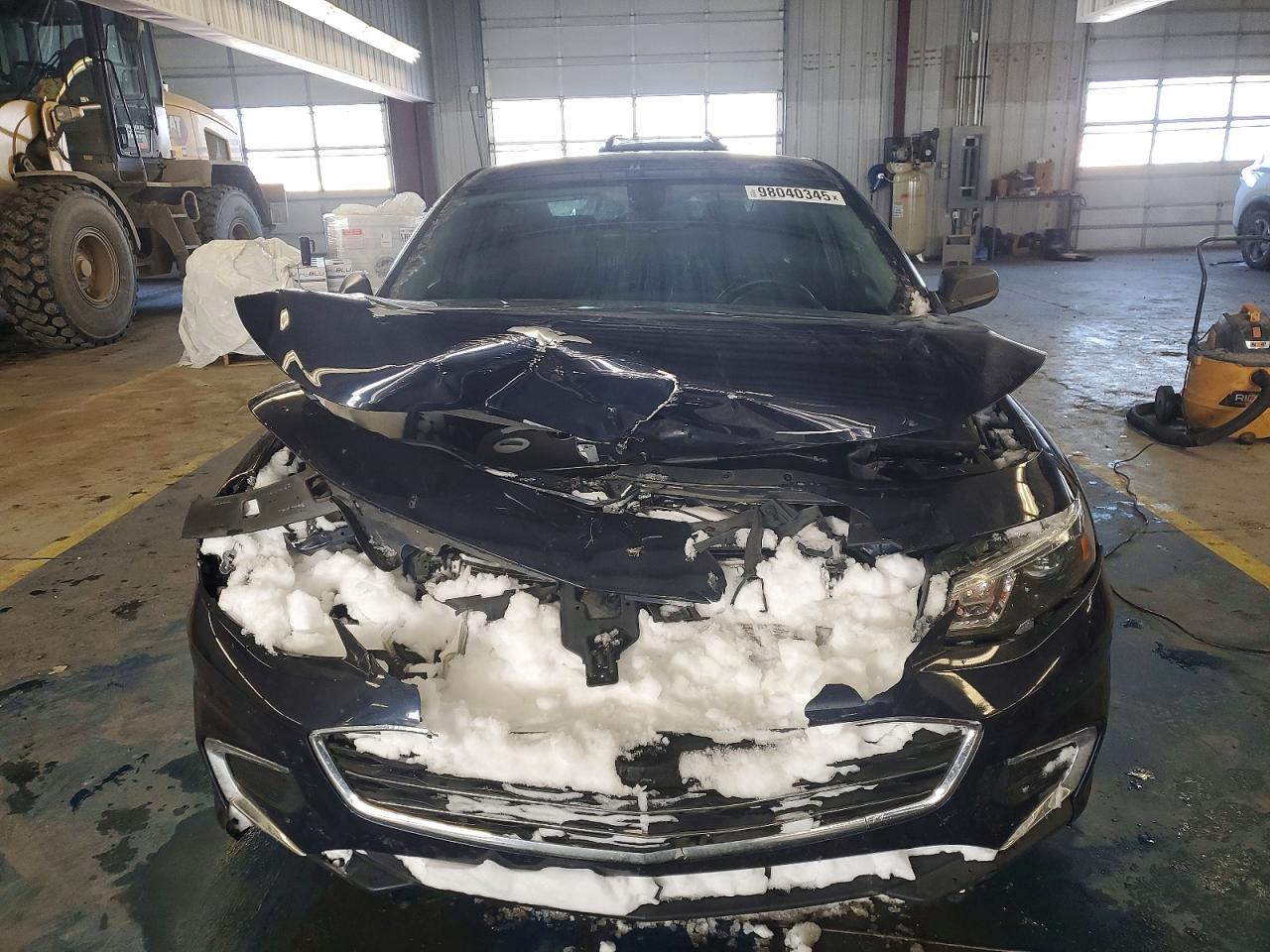 2017 CHEVROLET MALIBU LS photo 5