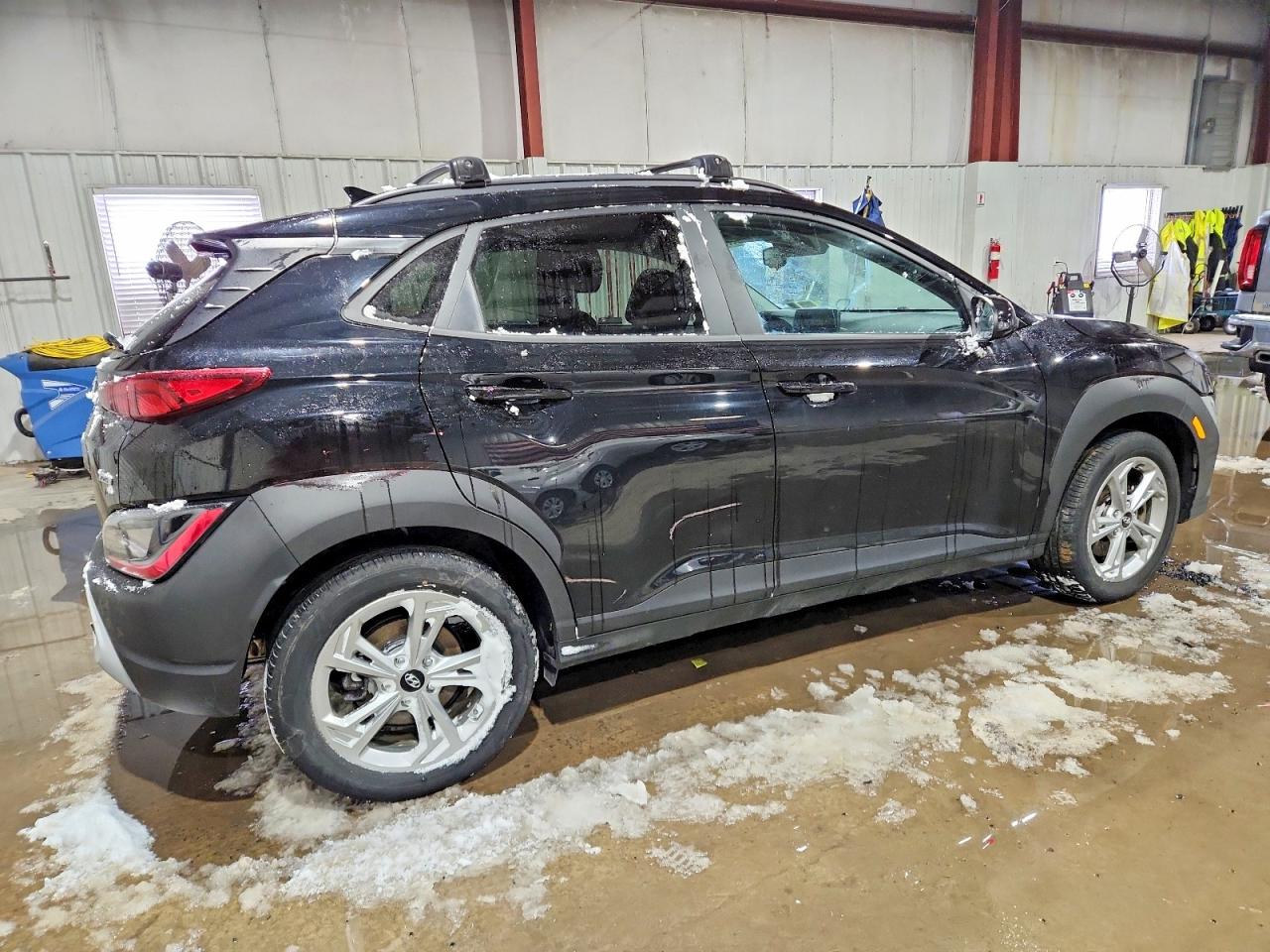 2022 HYUNDAI KONA SEL photo 3