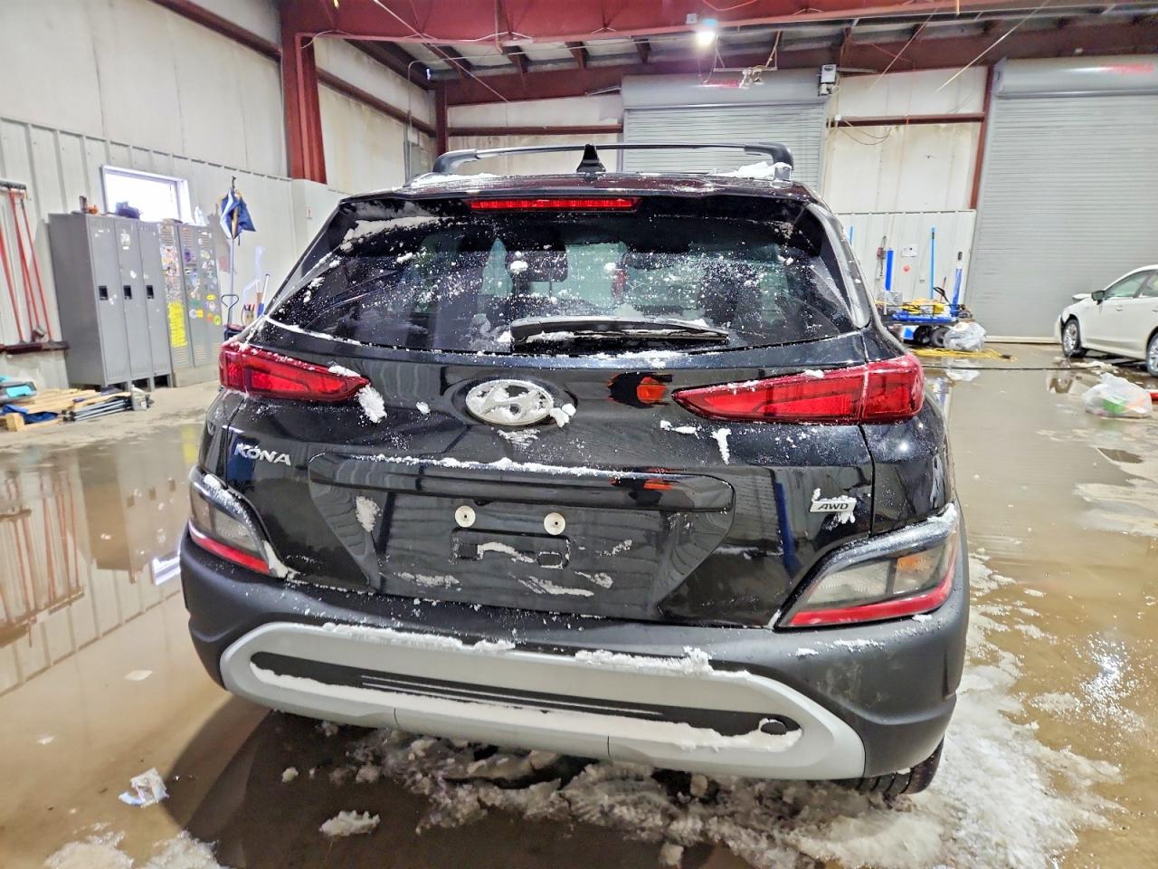 2022 HYUNDAI KONA SEL photo 6