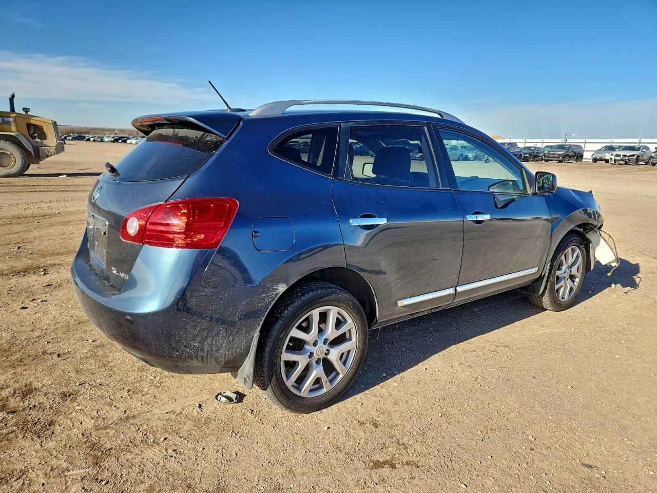 2013 NISSAN ROGUE S photo 3