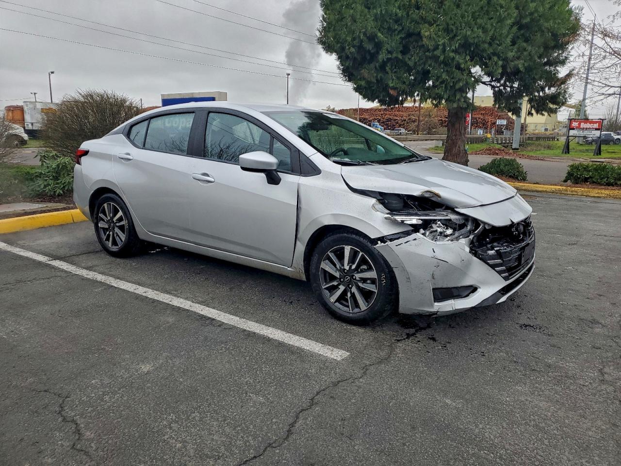 2025 NISSAN VERSA SV photo 4