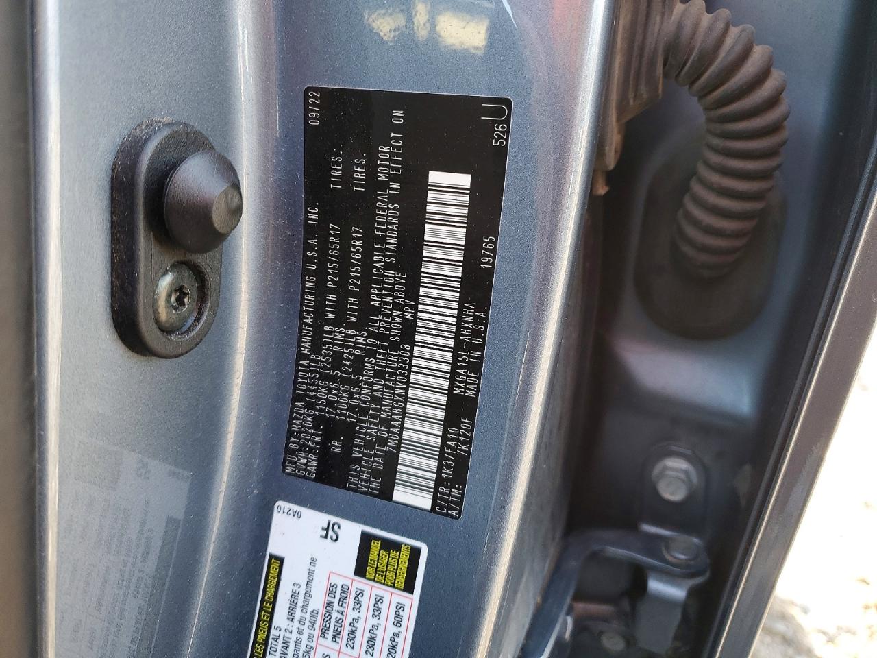2022 TOYOTA COROLLA CROSS L photo 27