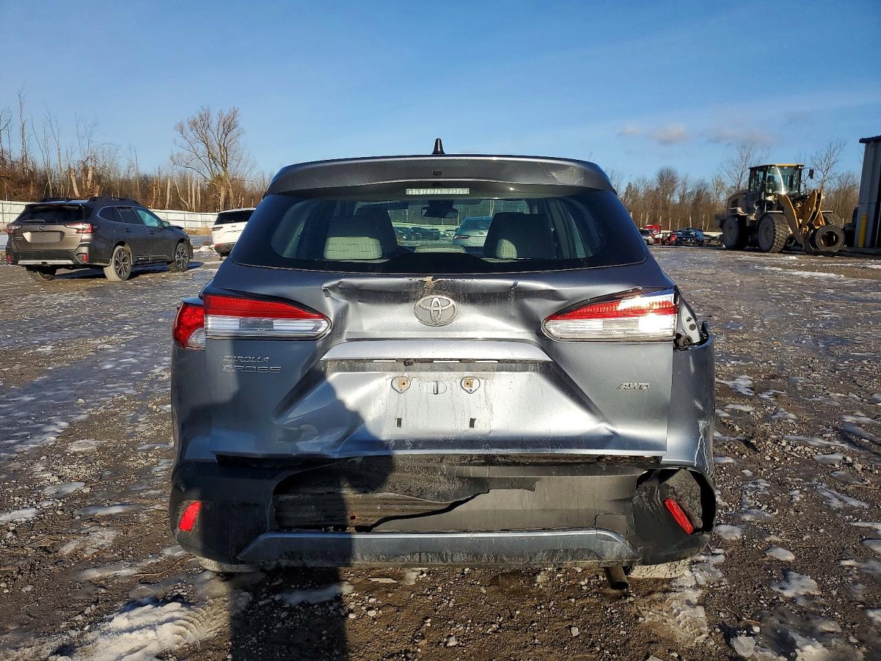 2022 TOYOTA COROLLA CROSS L photo 11