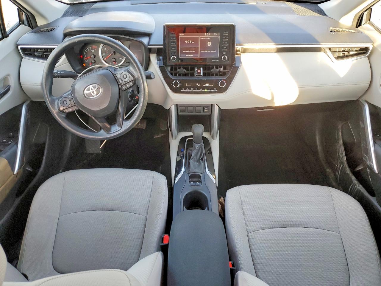 2022 TOYOTA COROLLA CROSS L photo 15