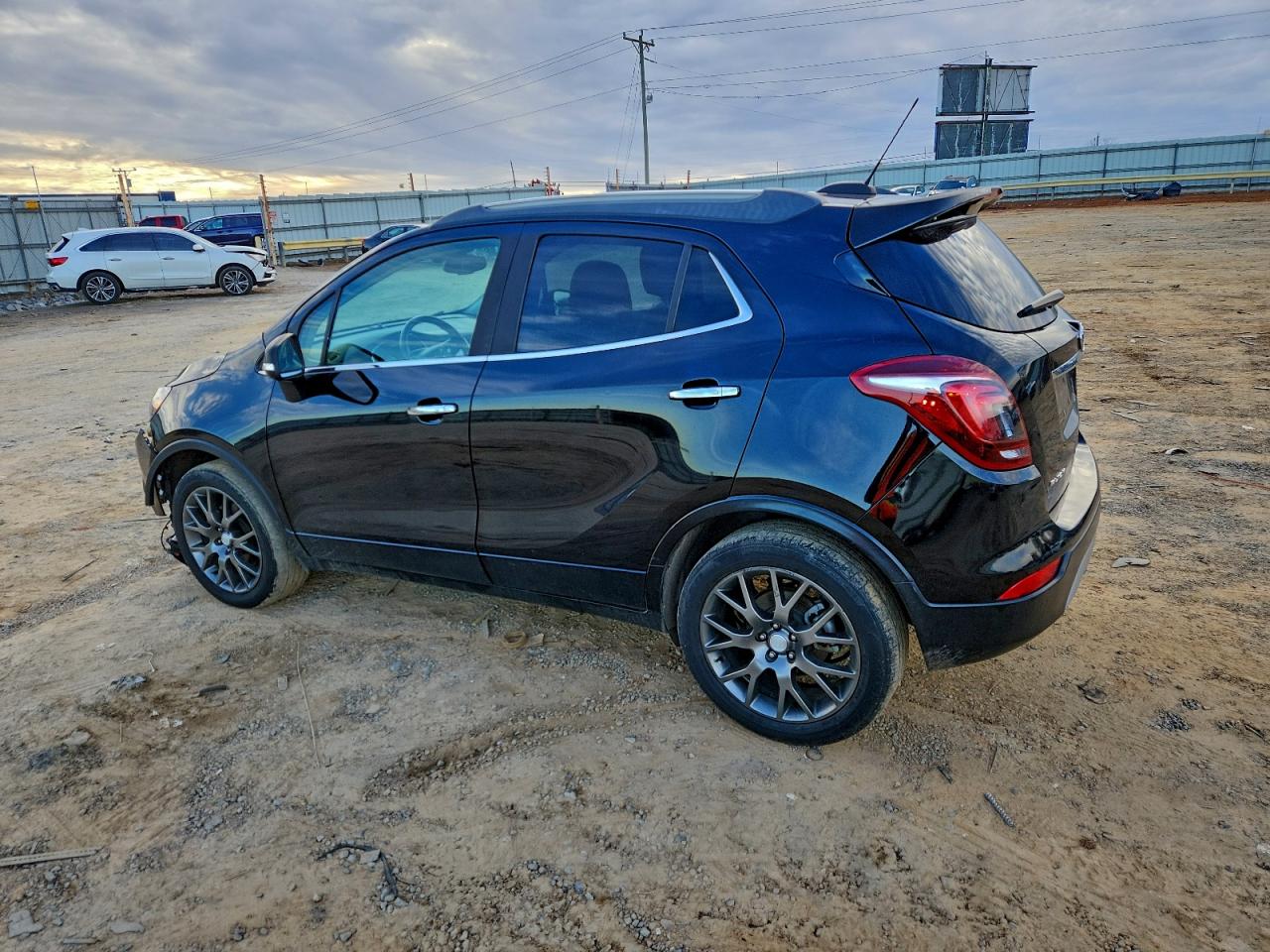 2018 BUICK ENCORE SPORT TOURING photo 3