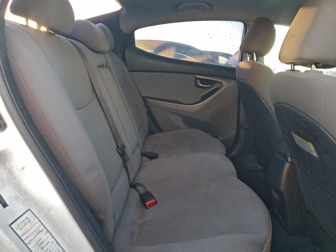 2015 HYUNDAI ELANTRA SE photo 10