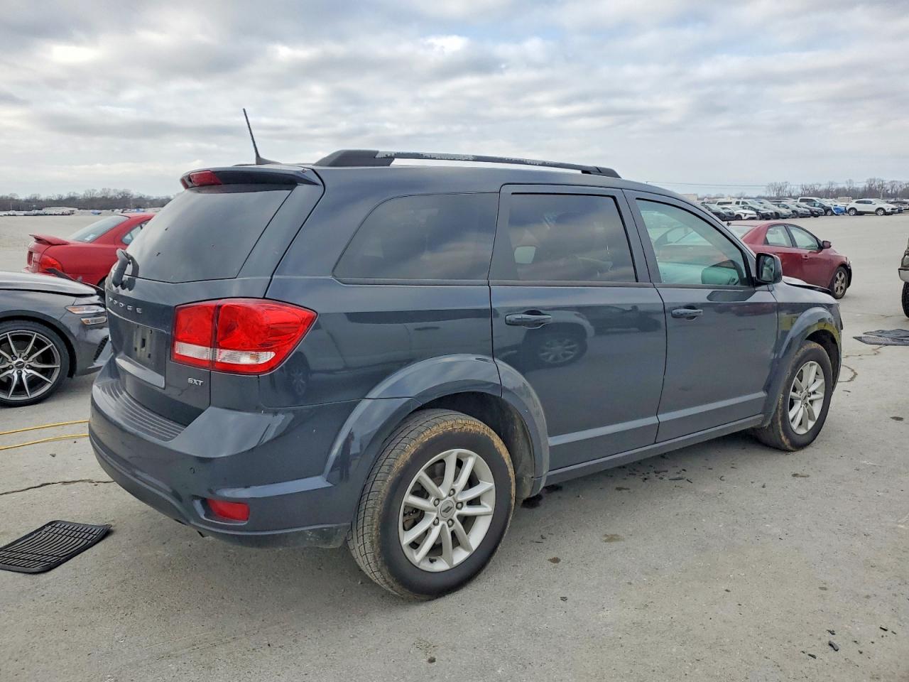 2018 DODGE JOURNEY SXT photo 3