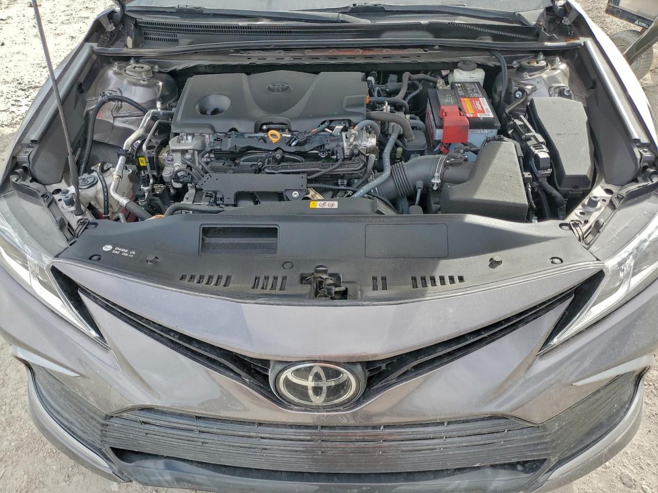 2022 TOYOTA CAMRY LE photo 11