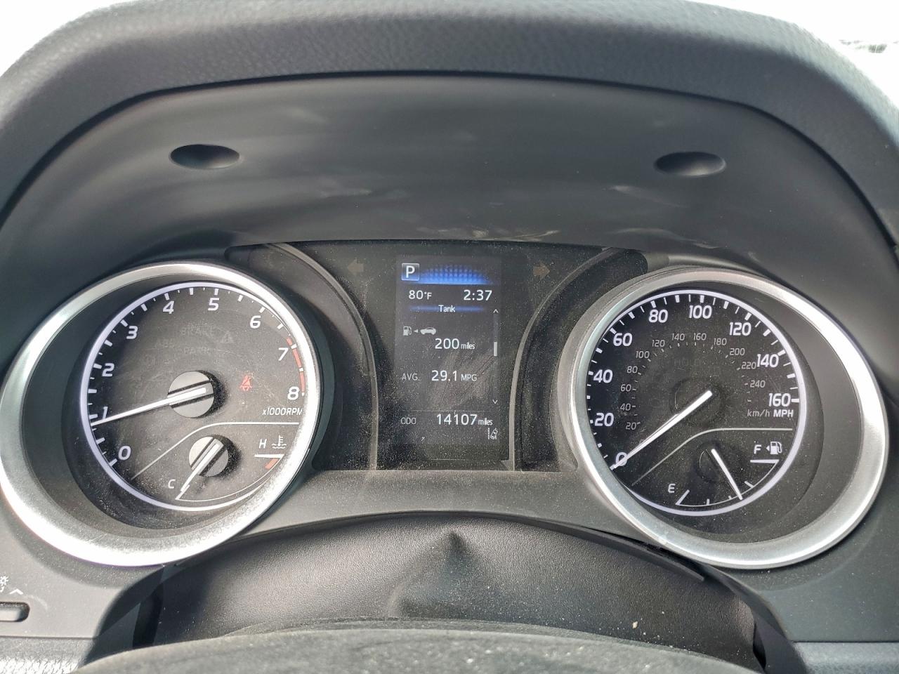 2022 TOYOTA CAMRY LE photo 9