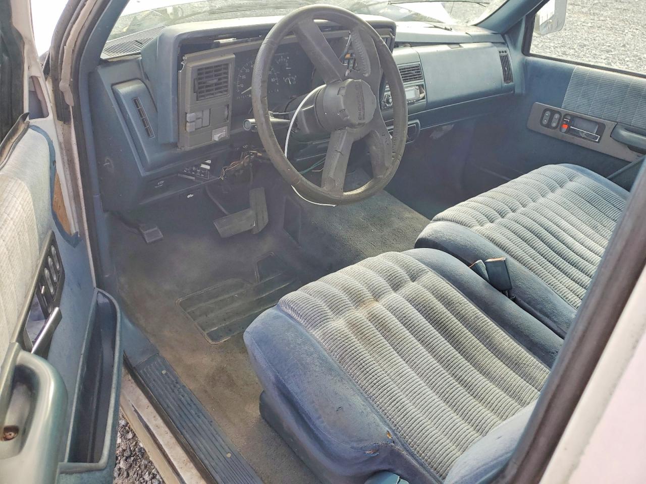 1994 CHEVROLET GMT-400 C1500 photo 8