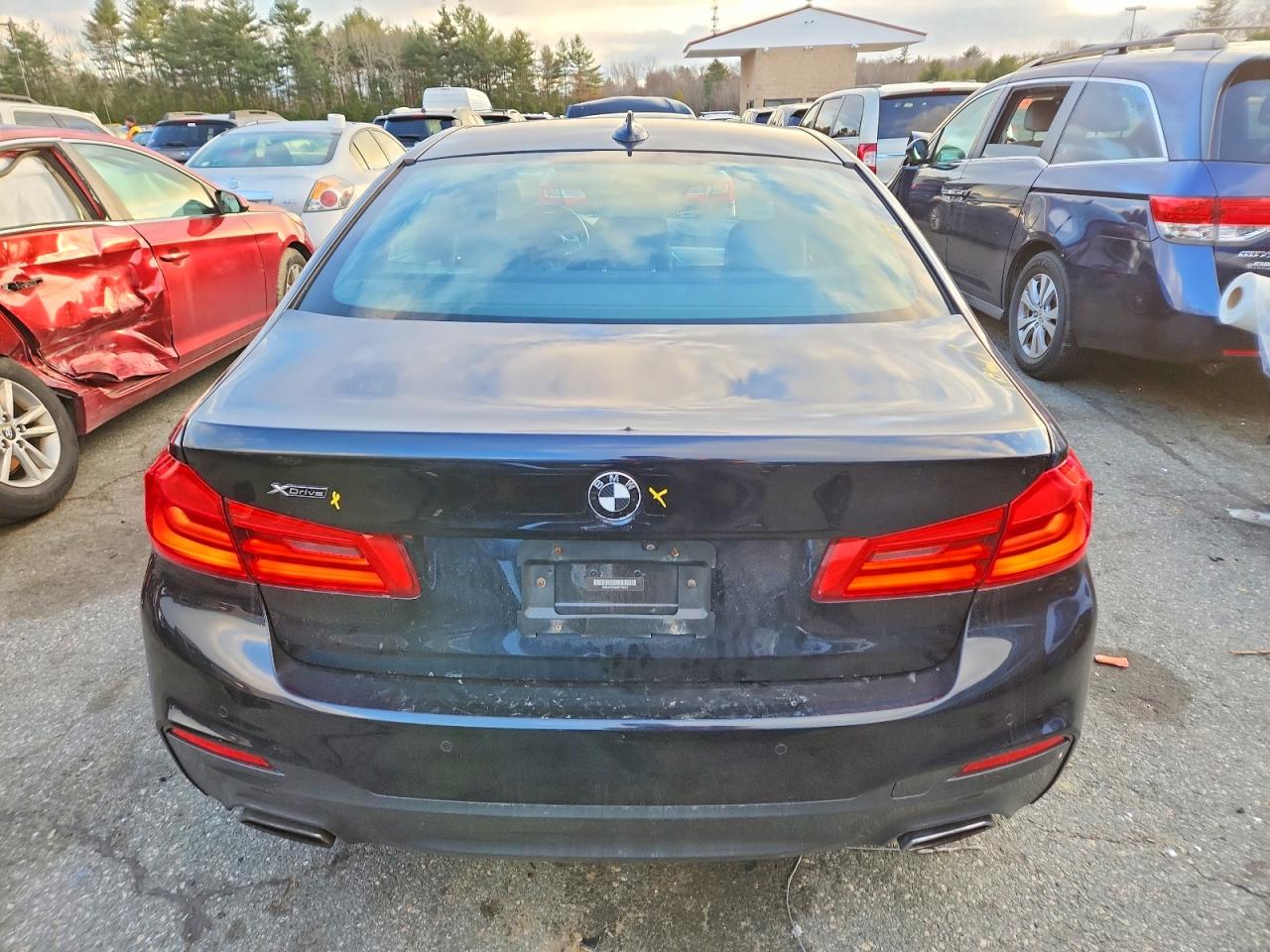 2018 BMW 530 XI photo 6
