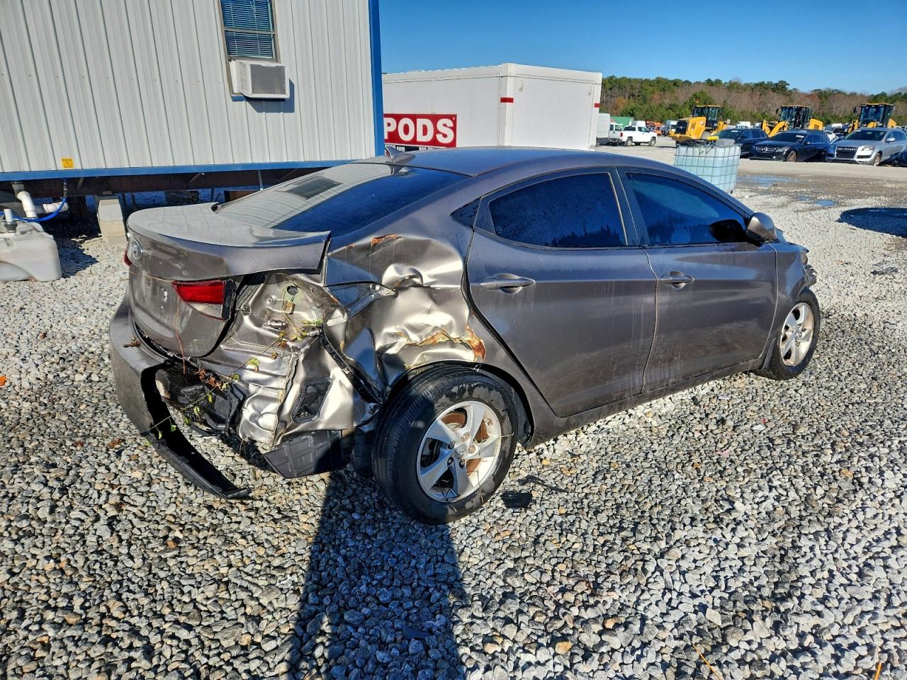 2015 HYUNDAI ELANTRA SE photo 3