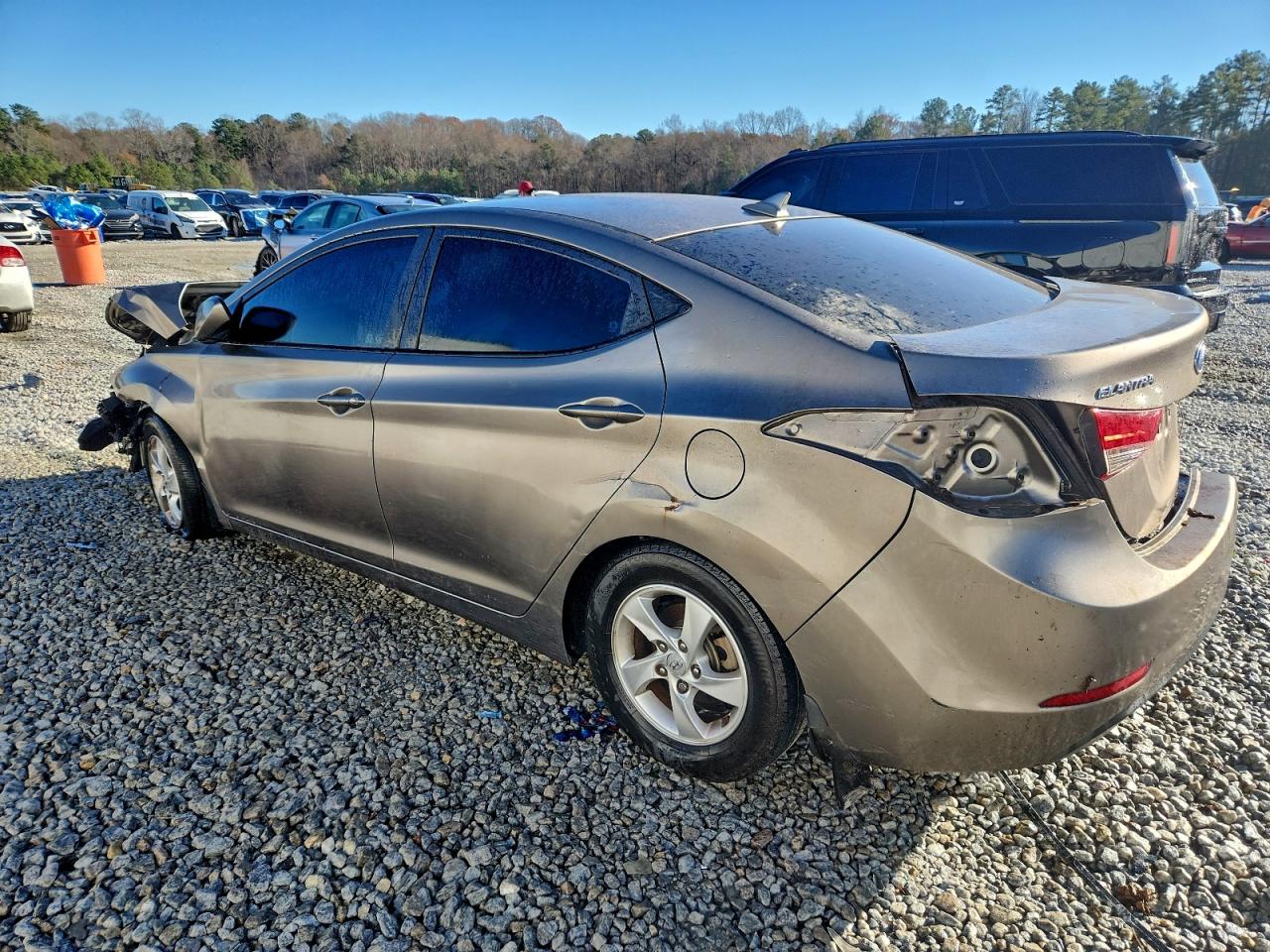 2015 HYUNDAI ELANTRA SE photo 2