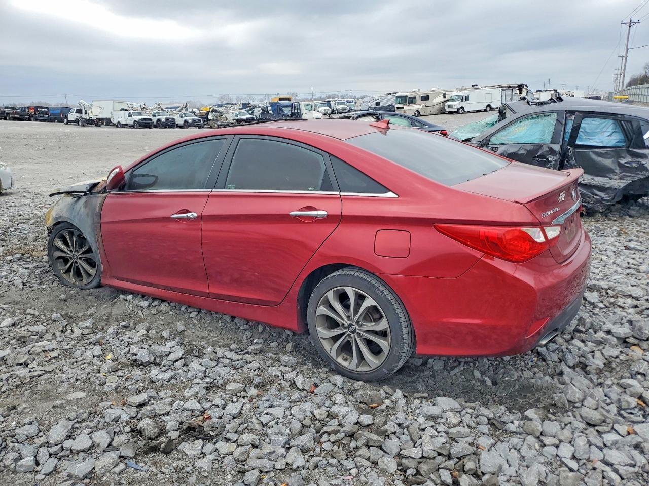 2014 HYUNDAI SONATA SE photo 2