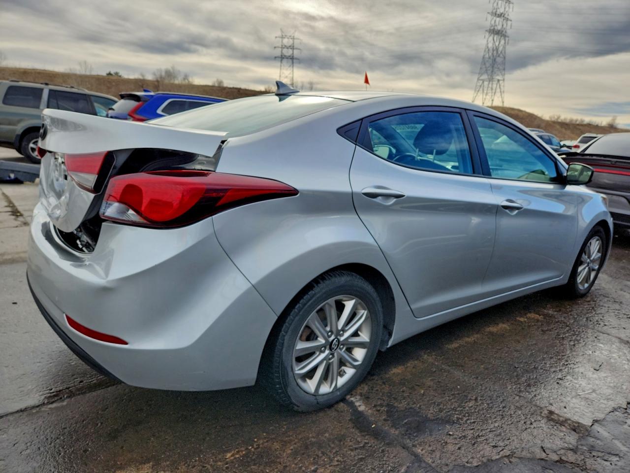 2015 HYUNDAI ELANTRA SE photo 5