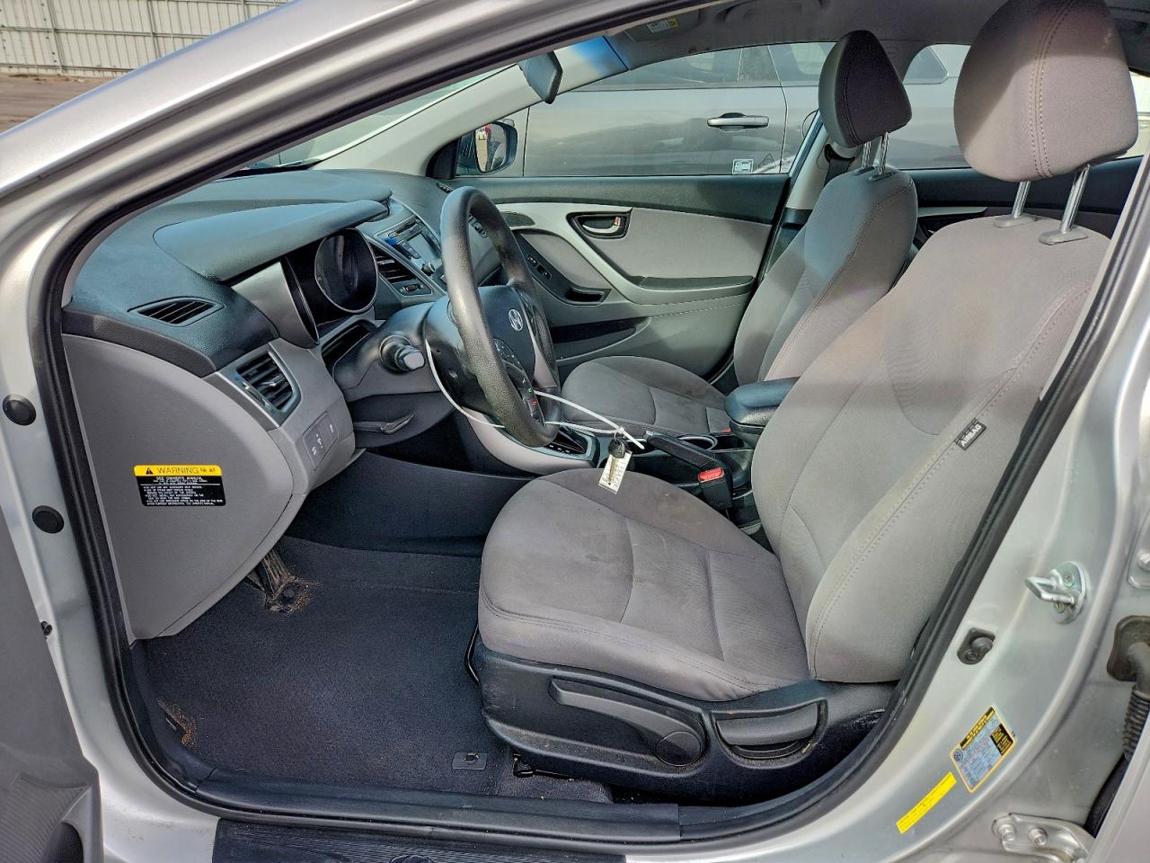 2015 HYUNDAI ELANTRA SE photo 13
