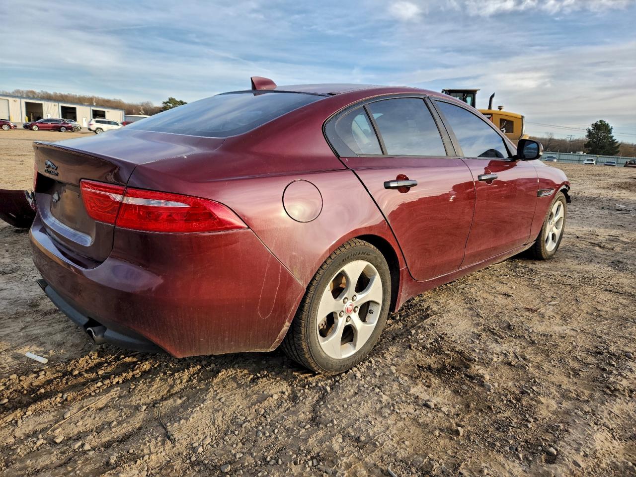 2017 JAGUAR XE photo 3