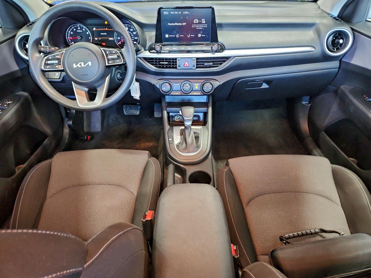 2024 KIA FORTE LXS photo 8
