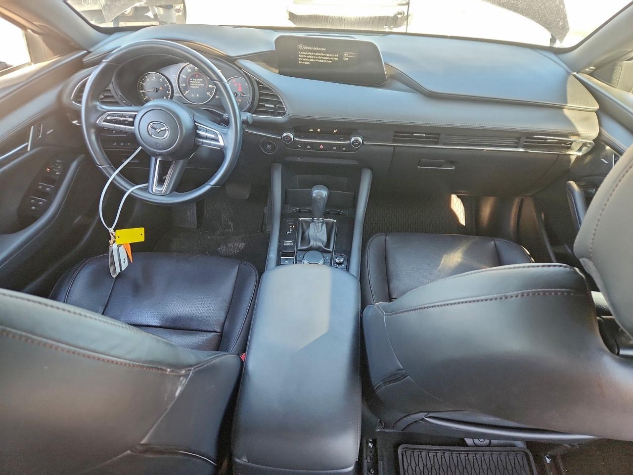 2019 MAZDA 3 PREMIUM photo 8