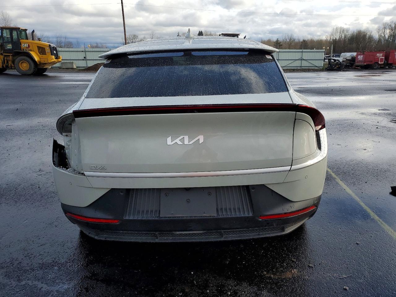 2024 KIA EV6 LIGHT photo 6