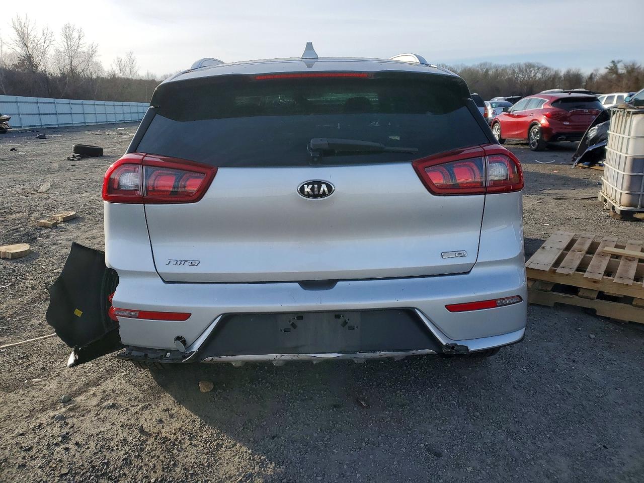 2017 KIA NIRO FE photo 6